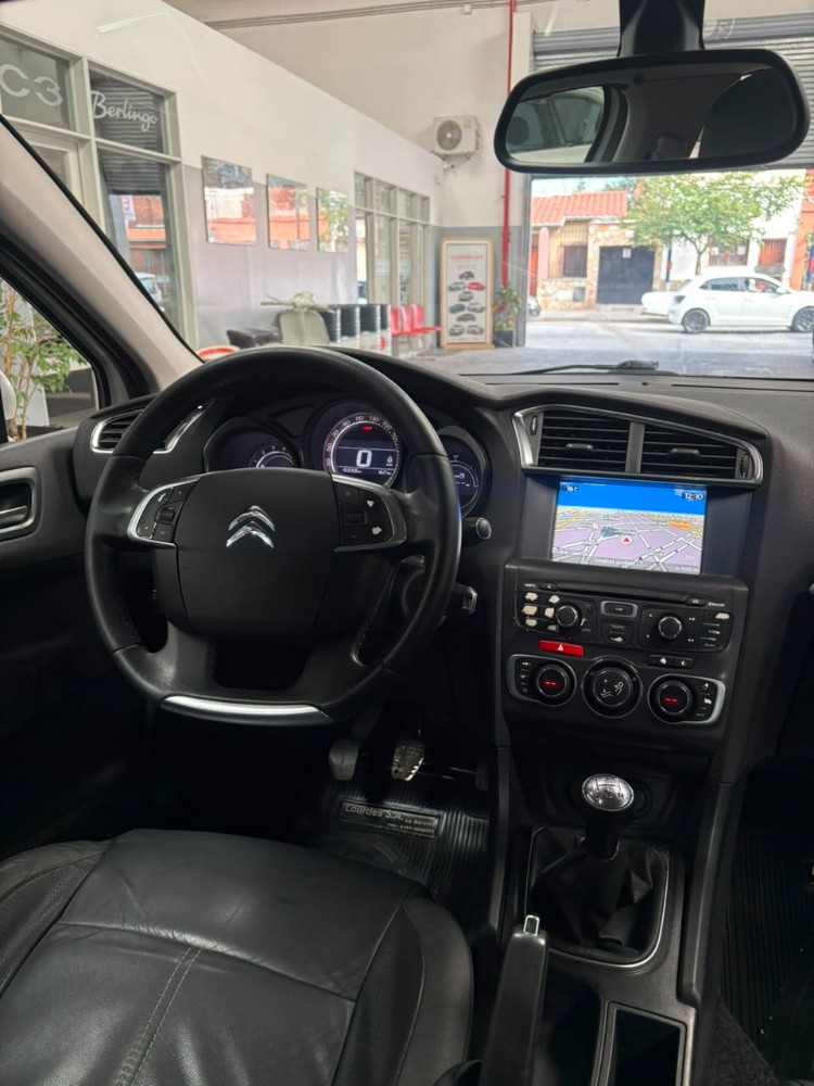 Citroën C4 Lounge Tendance 2.0 — foto 3